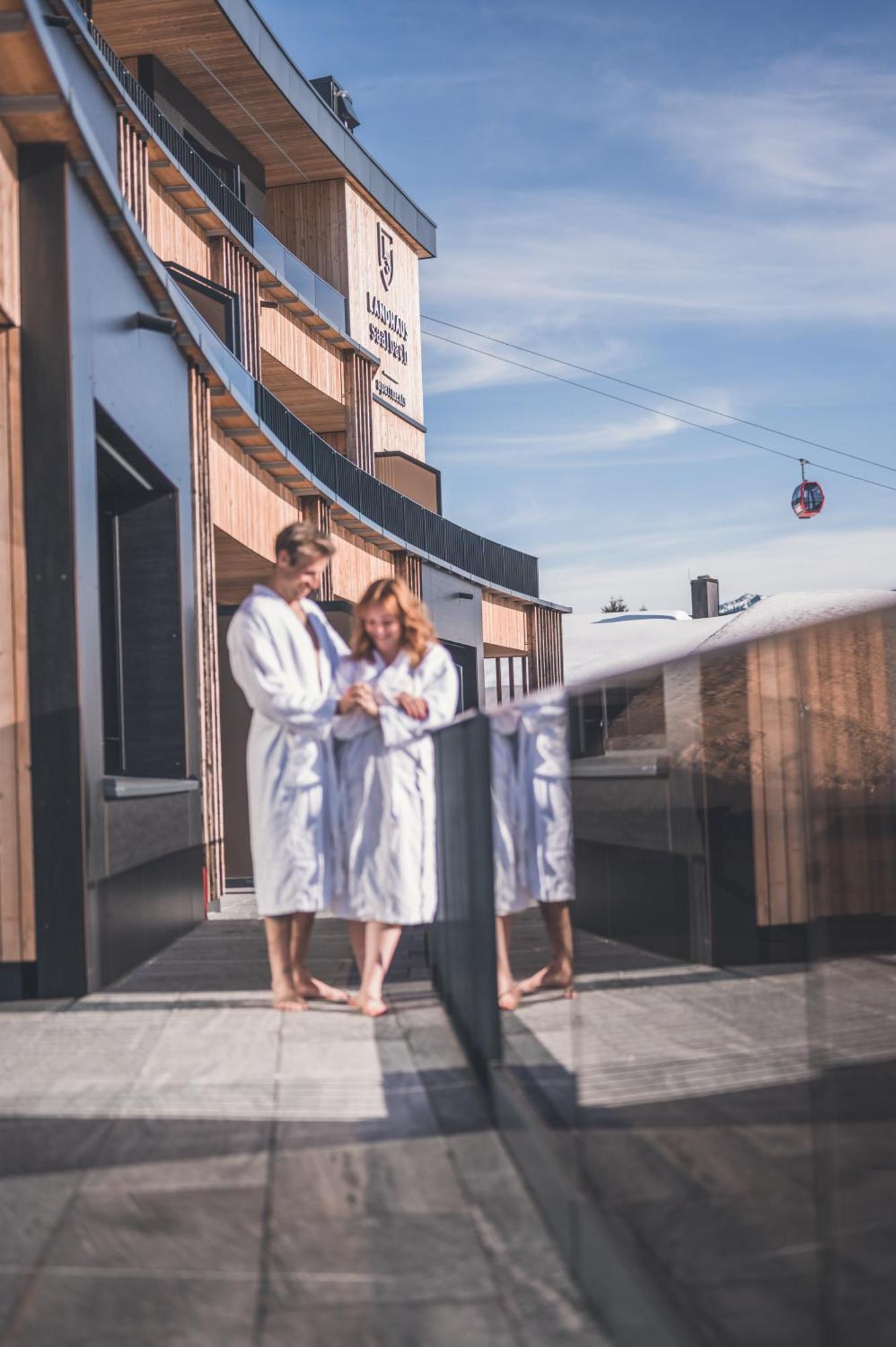 Landhaus Saalbach - Joker Card Included In Summer Exterior photo